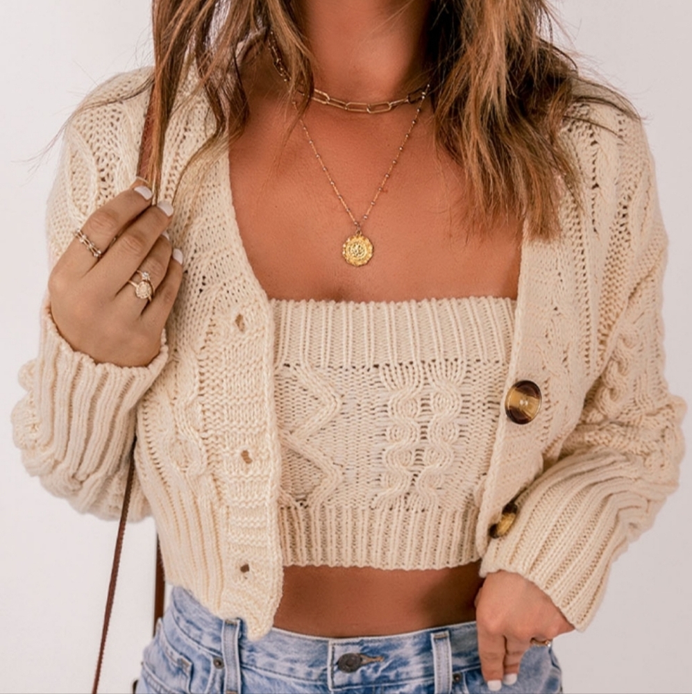 Crop knit sweater